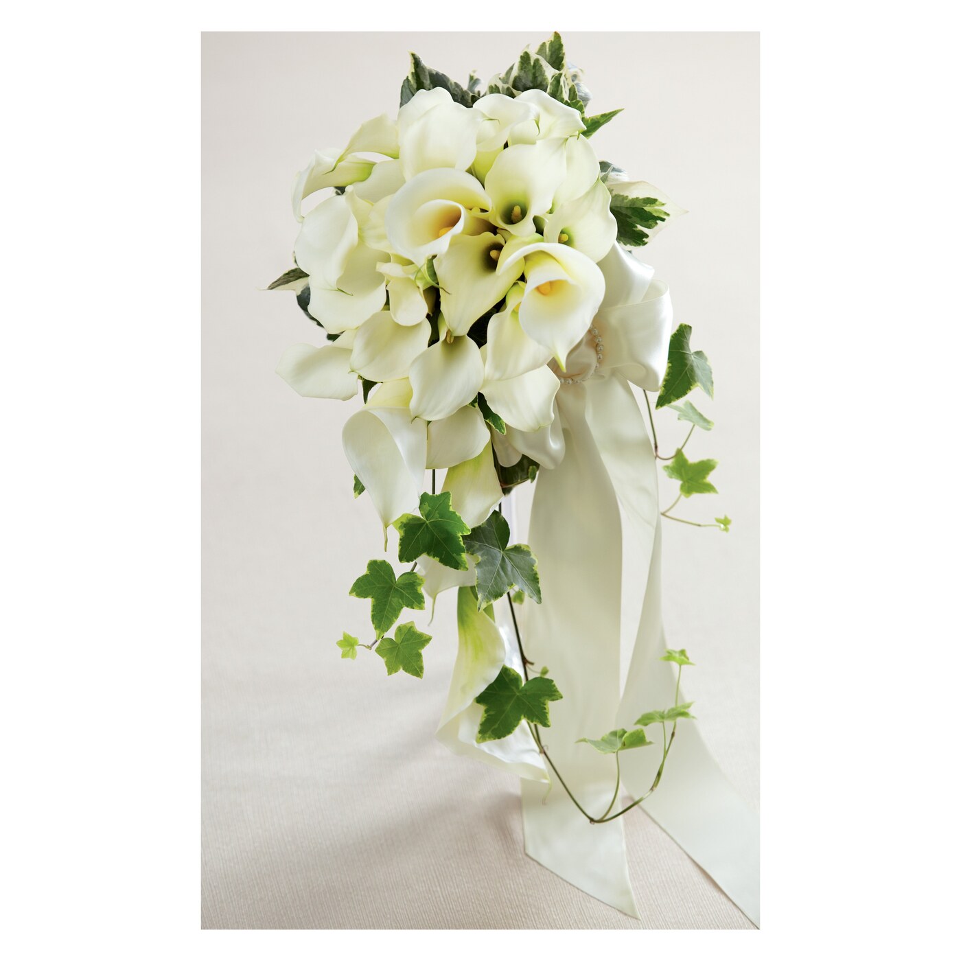 White Chapel Bouquet flower arrangement
